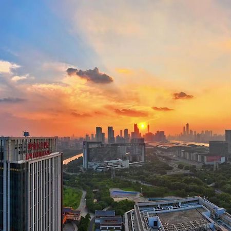 Guangzhou Pazhou Ln Dongfang Hotel Exterior foto